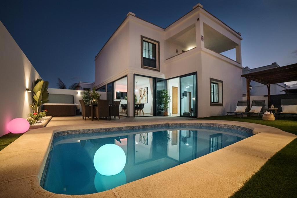 Villa Palmera Jacuzzi Yaiza  Kültér fotó